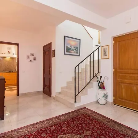 Carvoeiro Villa *