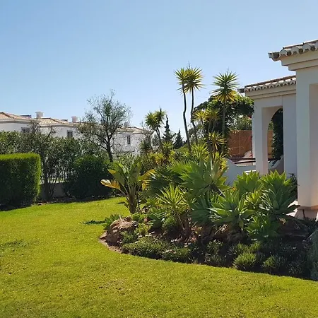 Villa Carvoeiro *